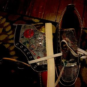 red bottoms, mint condition